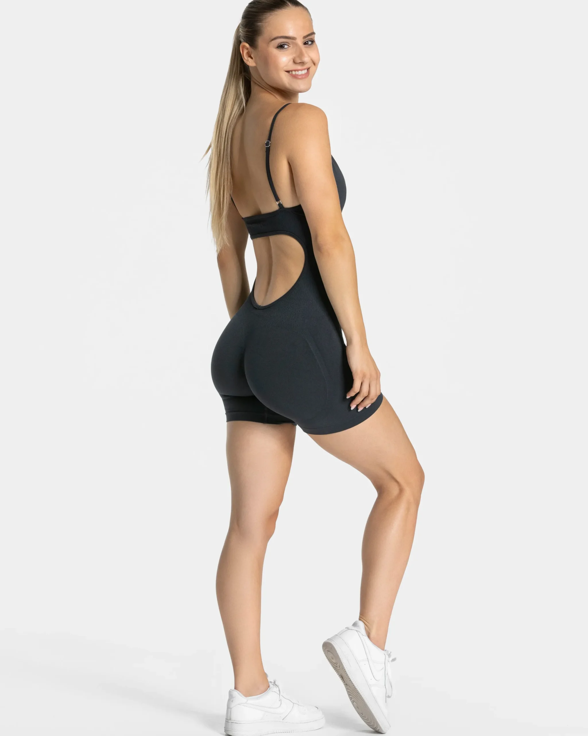 Fashion Combi-short dos en V Covert scrunch Essence « Ebony » Femme Combinaisons