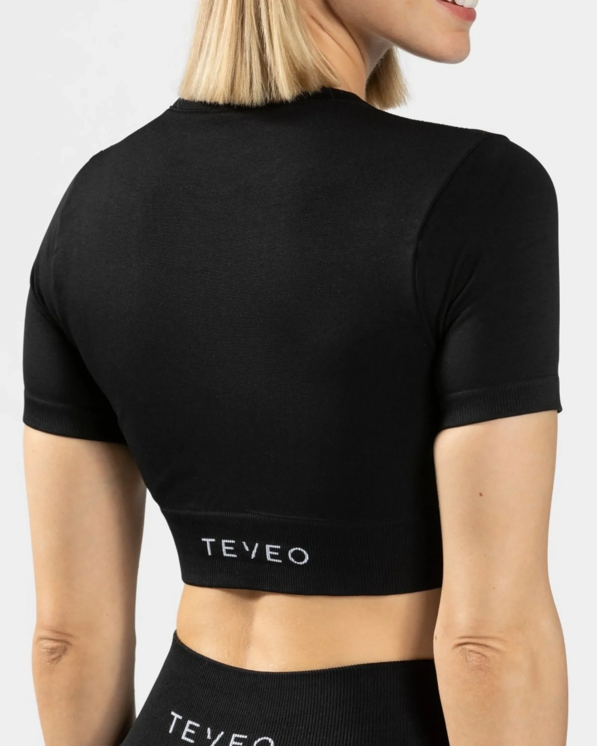 Sale Crop top Sensation « noir » Femme Hauts | T-shirts