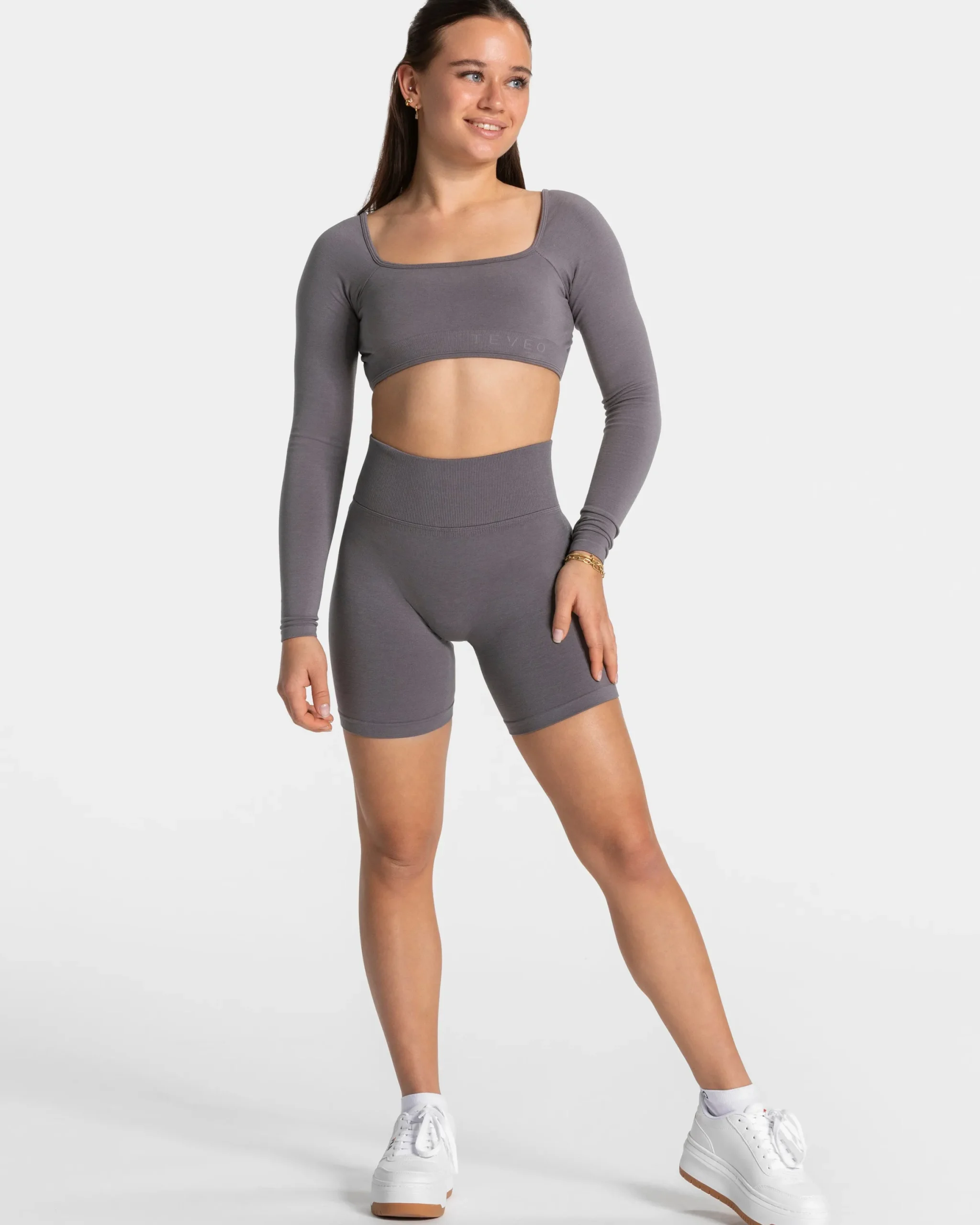 Discount Haut à manches longues Femme Backless « graphite » Femme Hauts À Manches Longues