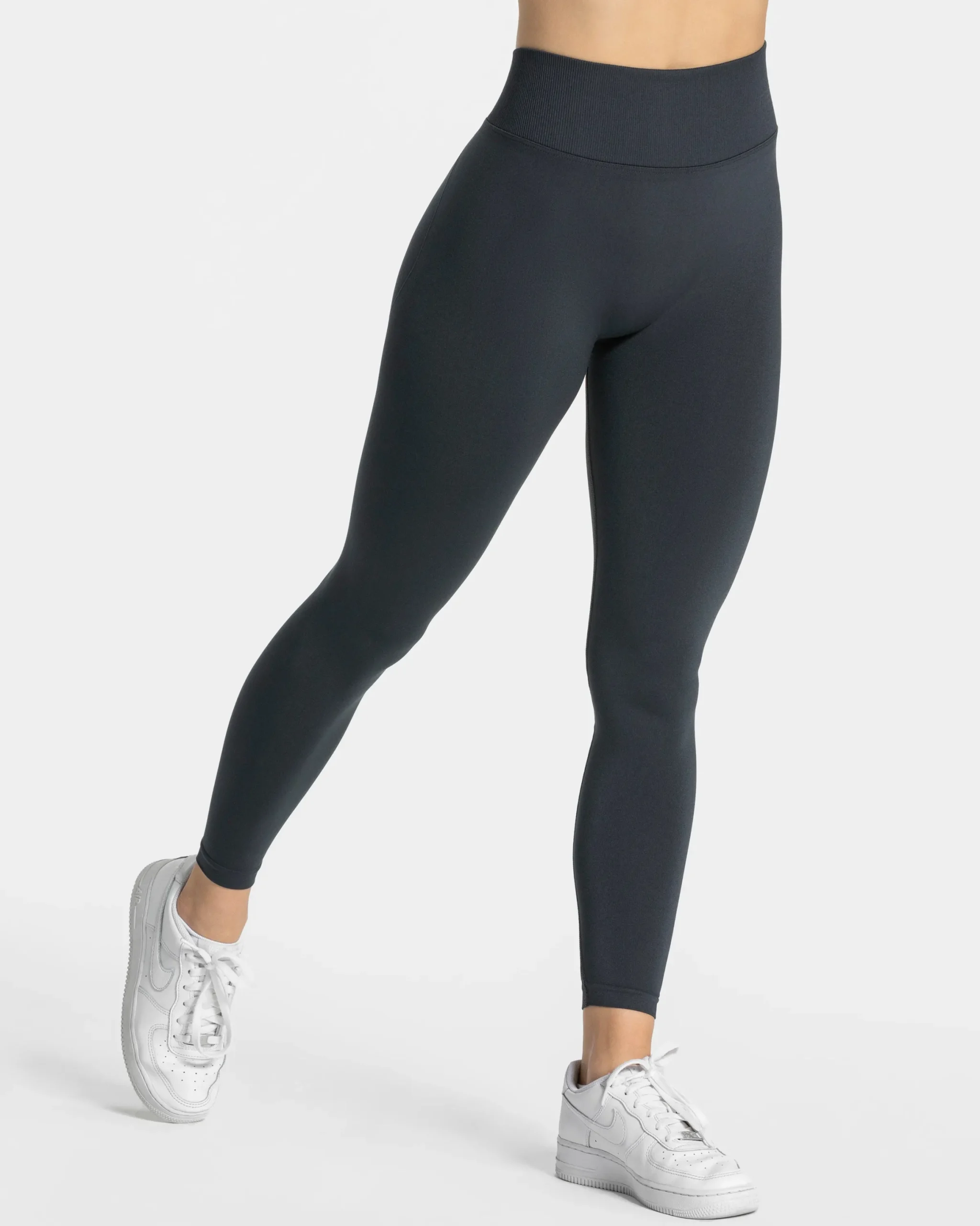 Clearance Legging dos en V Covert scrunch Essence « Ebony » Femme Leggings