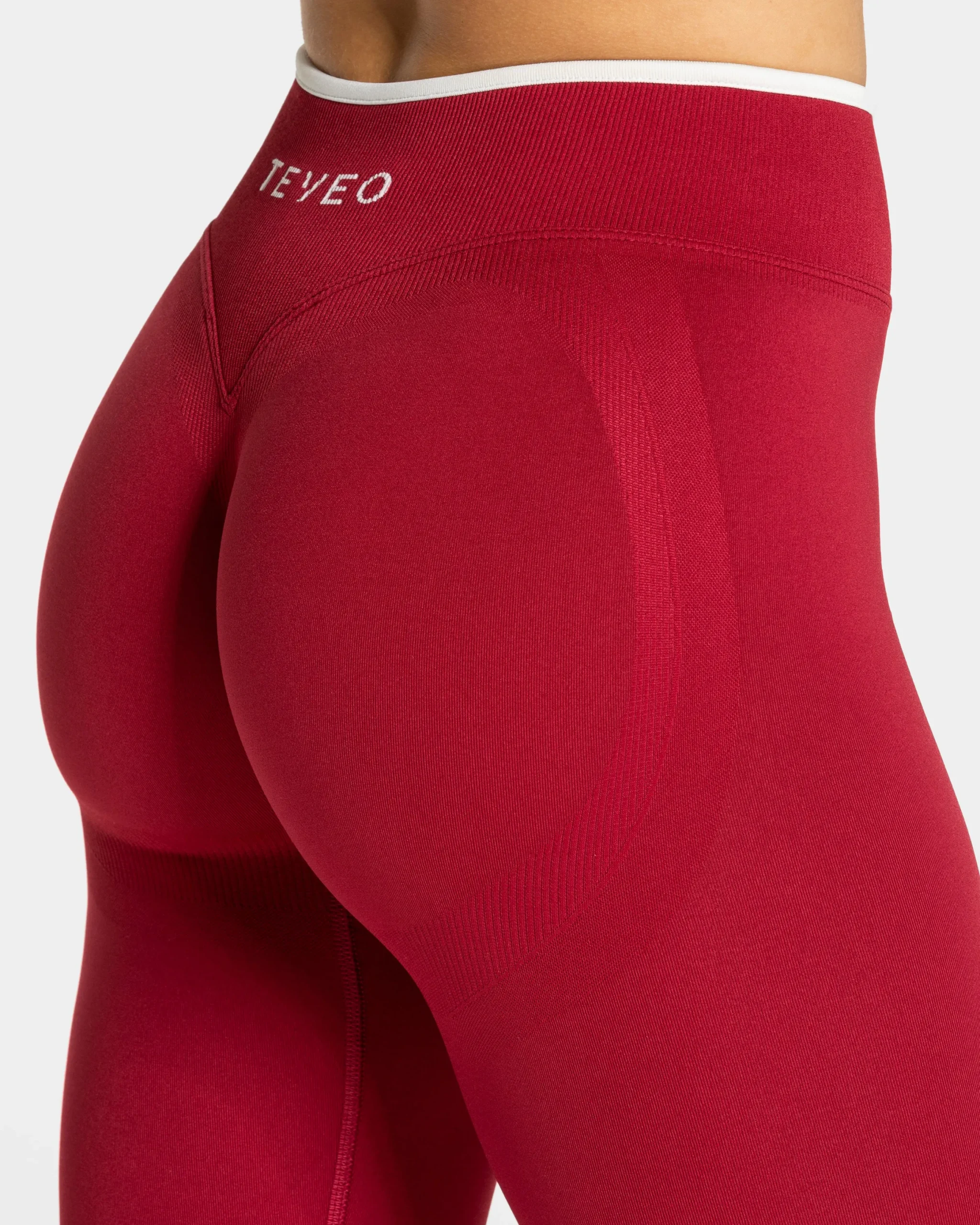 Outlet Legging Ignite Sculpt scrunch « Cherry » Femme Leggings