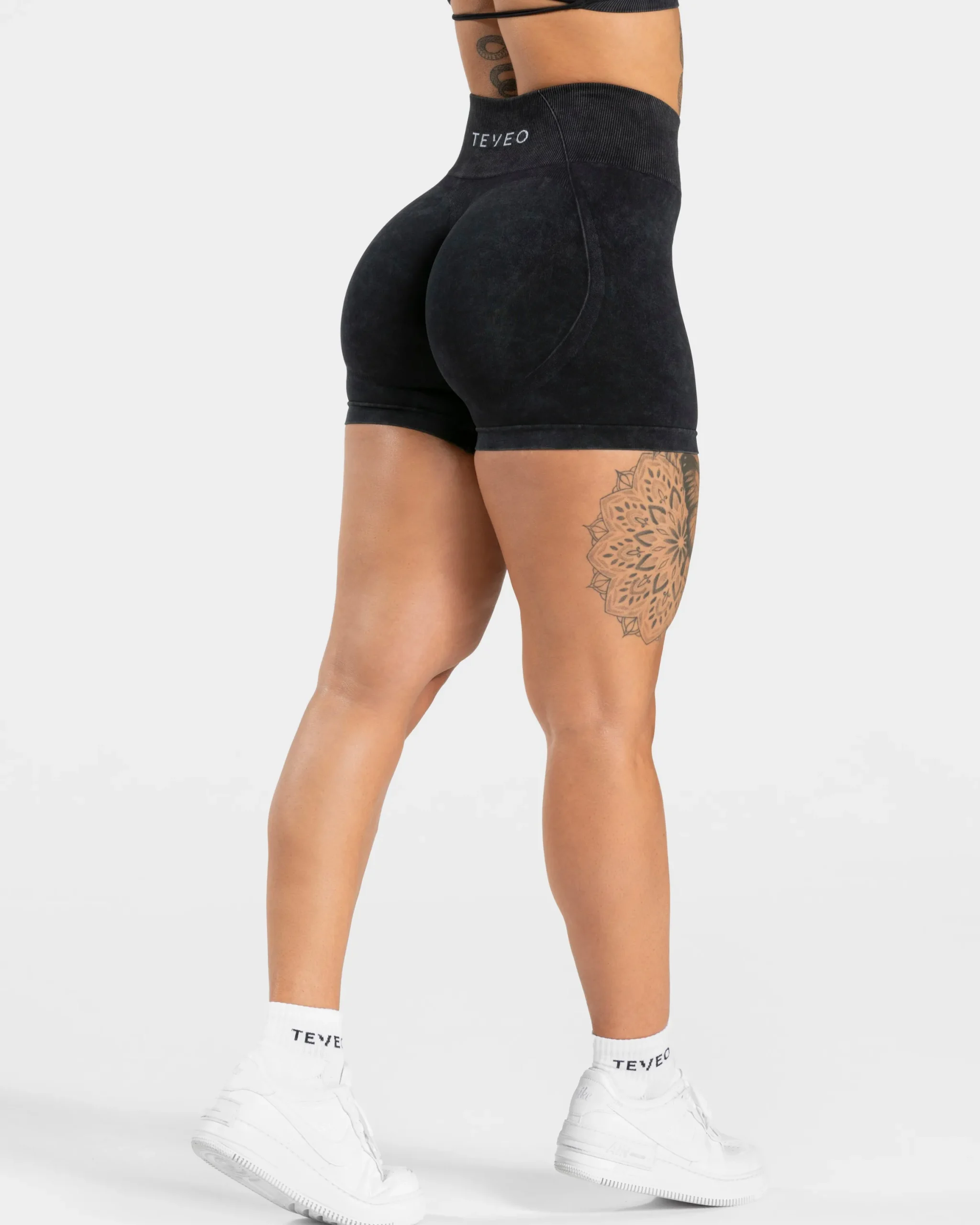 Online Short Acid Covert Scrunch « noir » Femme Shorts