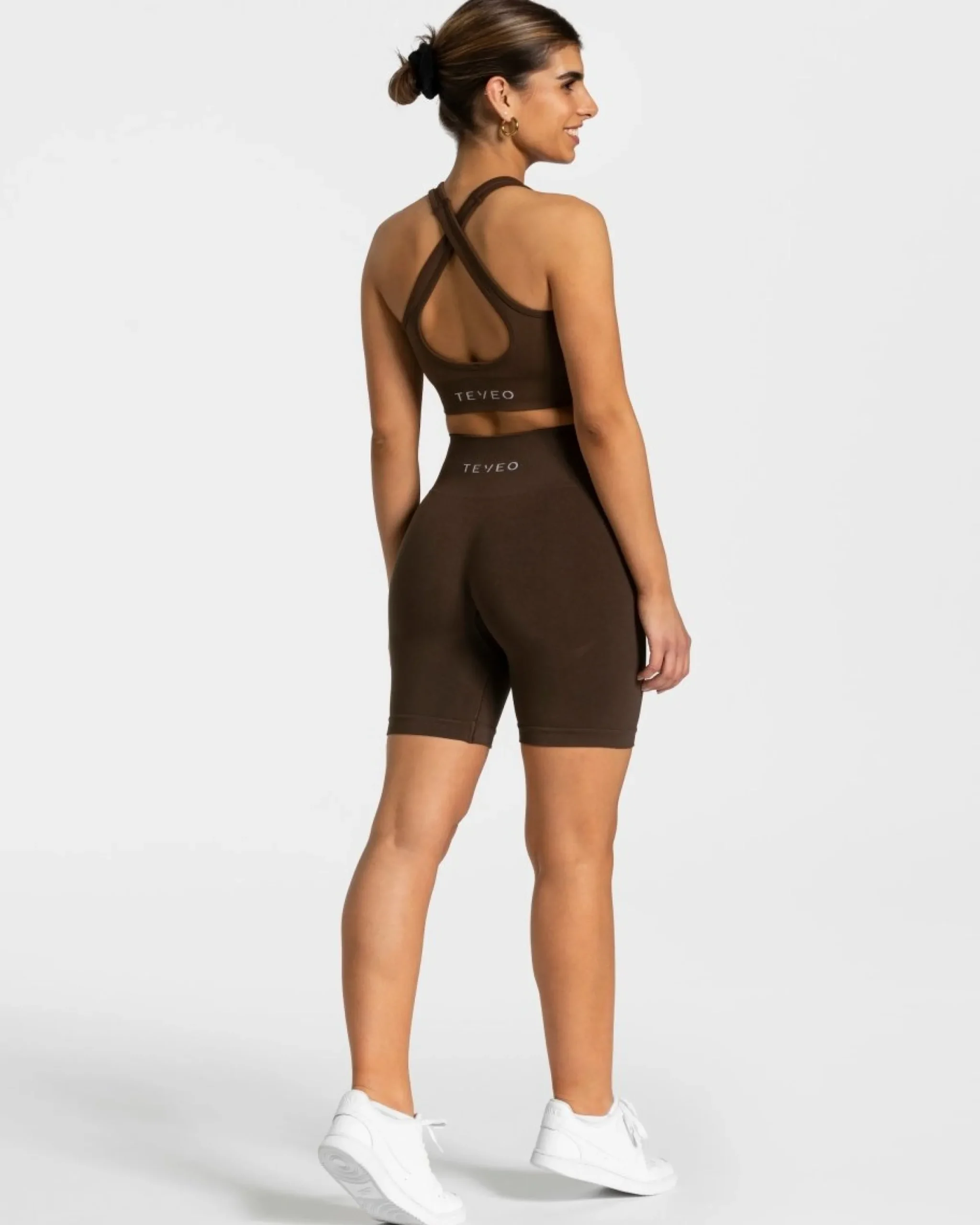 Online Short Classy « marron foncé » Femme Shorts