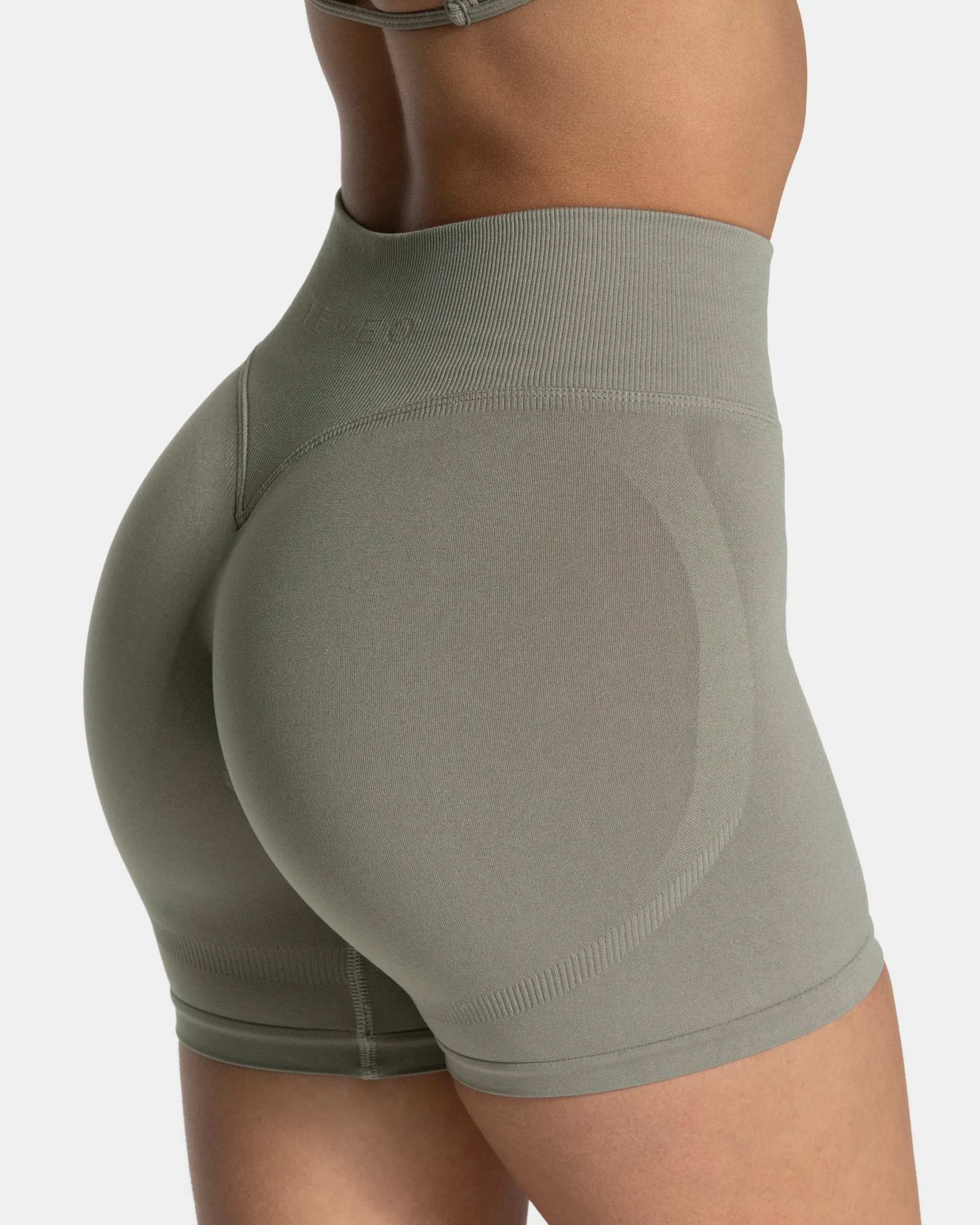 Hot Short Femme Sculpt Scrunch « kaki » Femme Shorts