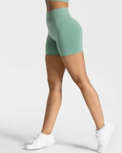 Online Short Timeless Scrunch « vert sauge » Femme Shorts